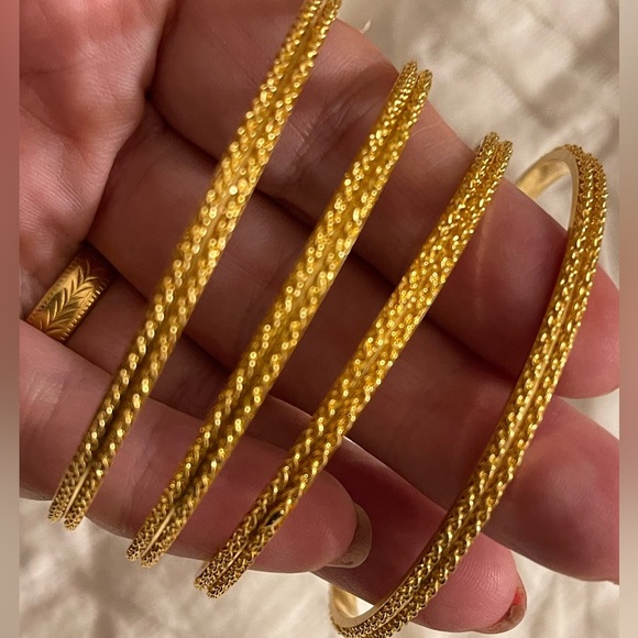 Bangles 22K Gold Plated Numerical Design Set of 2 Bangles Brand New - Picture 8 of 12